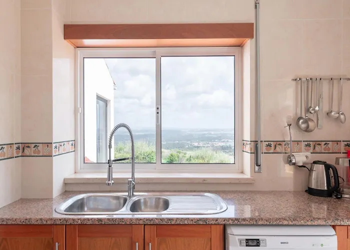 Oceanview Cliff Retreat * Caldas Da Rainha